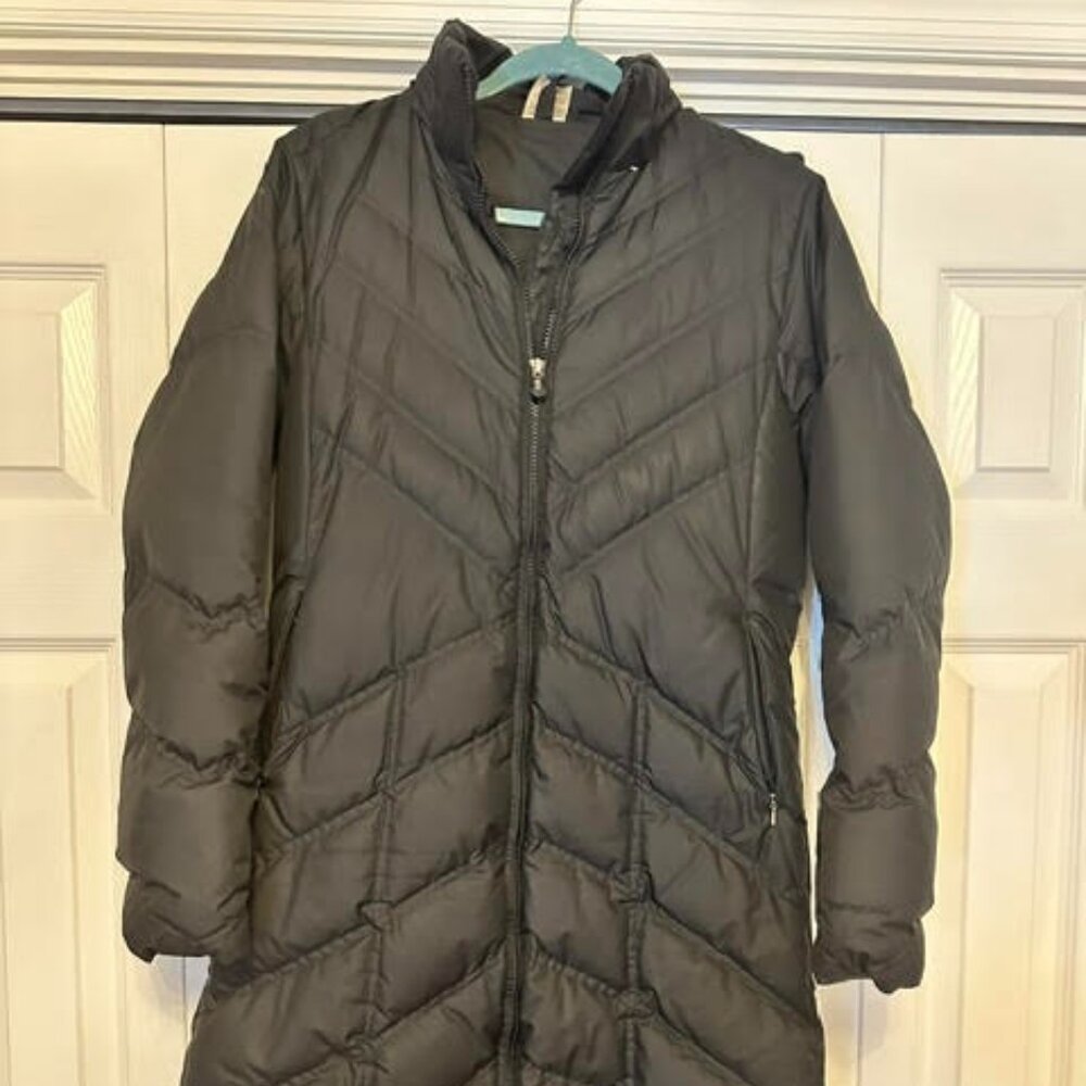 Patagonia Black Down Parka w/Hood: Removable